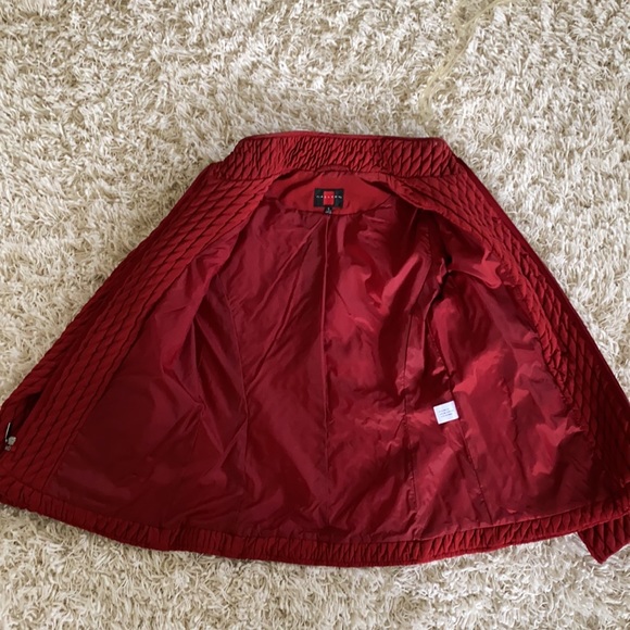 Gallery Women Water Resistant Red Stretch Quilted Lightweight Zippered Jacket - Picture 13 of 13